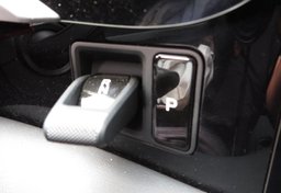 2021 Porsche Taycan - Image 45