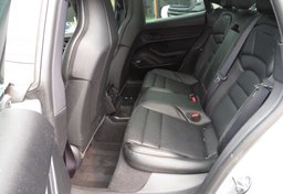 2021 Porsche Taycan - Image 30