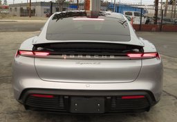 2021 Porsche Taycan - Image 12