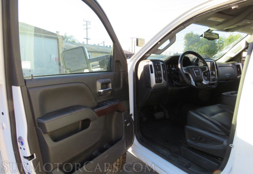 2018 GMC Sierra 2500HD - Image 21