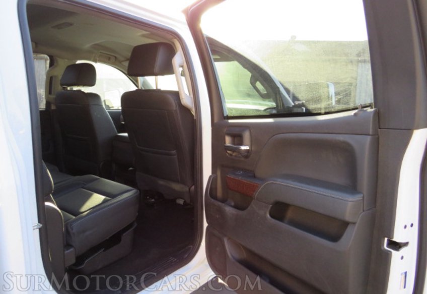 2018 GMC Sierra 2500HD - Image 28