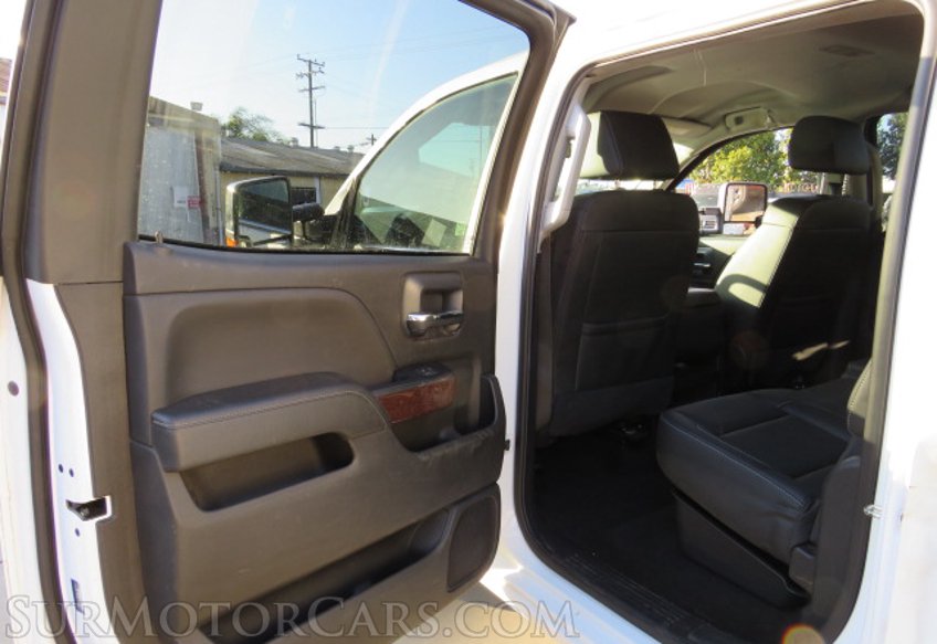 2018 GMC Sierra 2500HD - Image 27