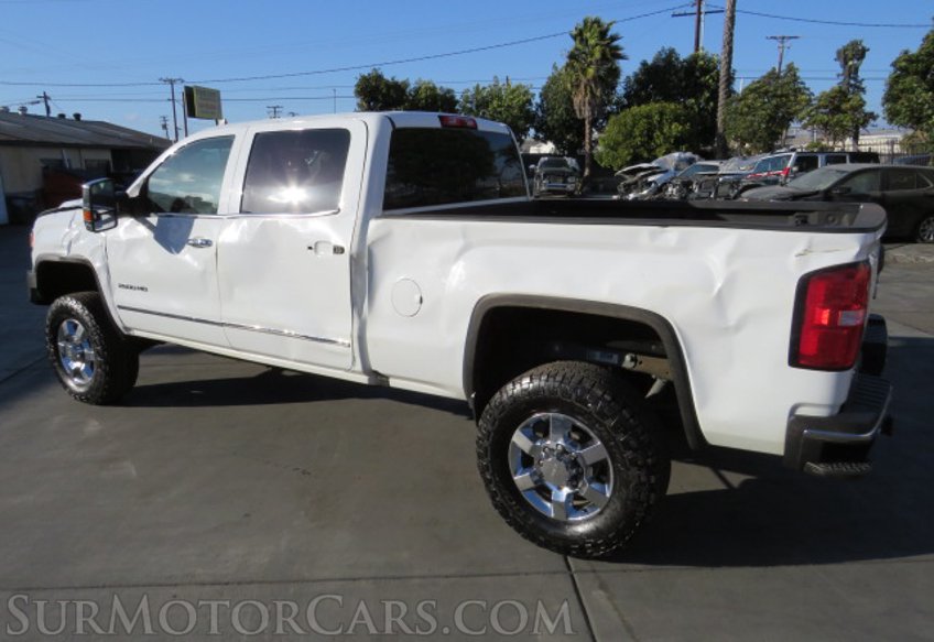 2018 GMC Sierra 2500HD - Image 9