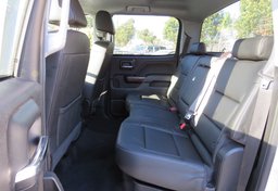 2018 GMC Sierra 2500HD - Image 32