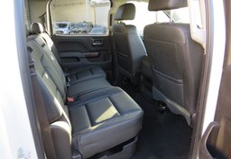 2018 GMC Sierra 2500HD - Image 31