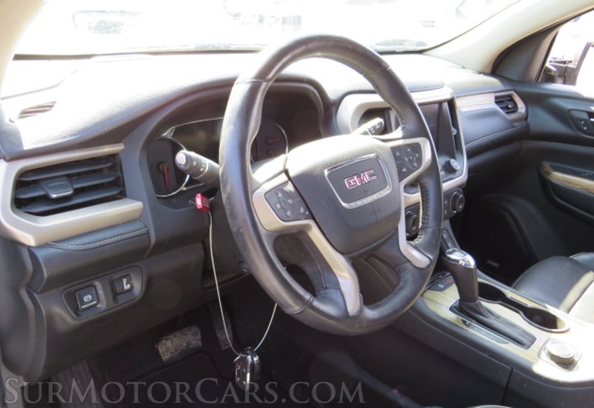 2017 GMC Acadia - Image 20