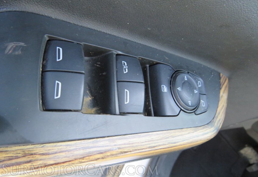 2017 GMC Acadia - Image 49
