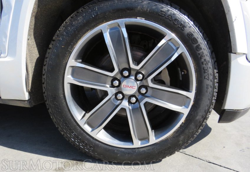 2017 GMC Acadia - Image 19