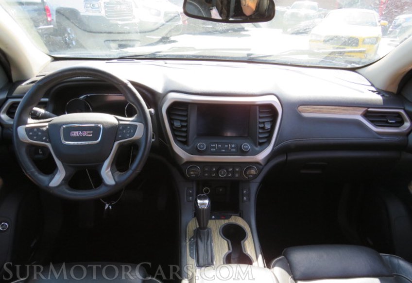 2017 GMC Acadia - Image 22