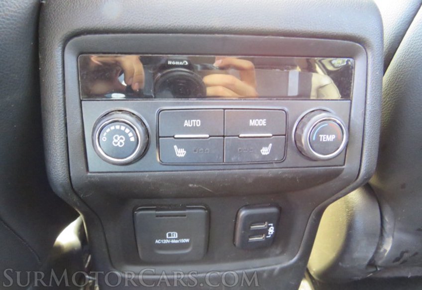 2017 GMC Acadia - Image 46
