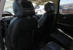 2017 GMC Acadia - Image 26