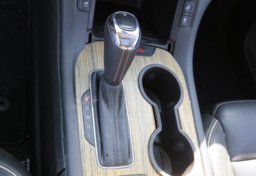 2017 GMC Acadia - Image 42