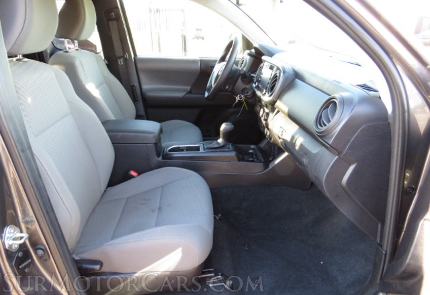 2021 Toyota Tacoma - Image 22