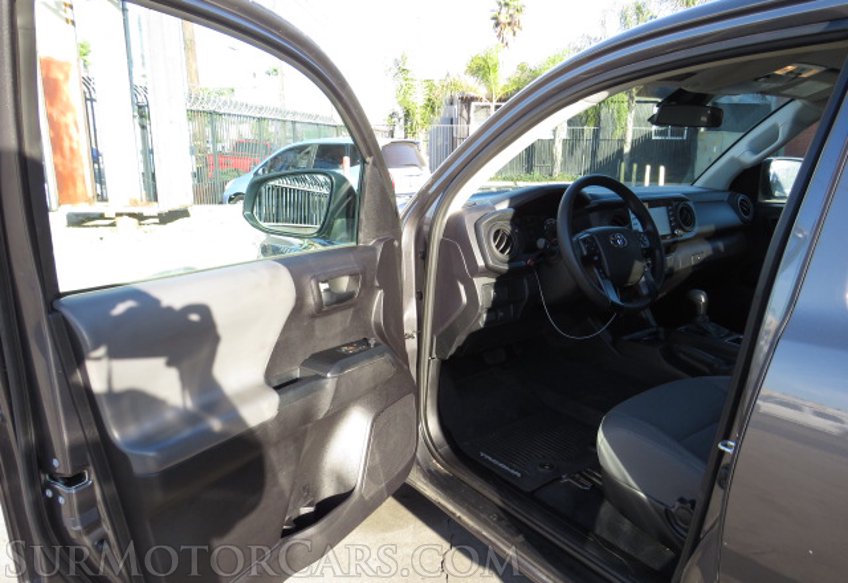 2021 Toyota Tacoma - Image 19