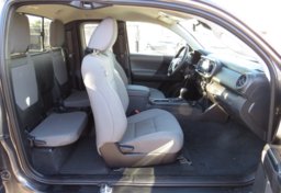 2021 Toyota Tacoma - Image 25