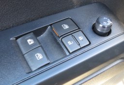 2021 Toyota Tacoma - Image 40