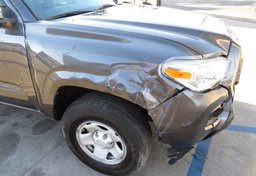 2021 Toyota Tacoma - Image 11