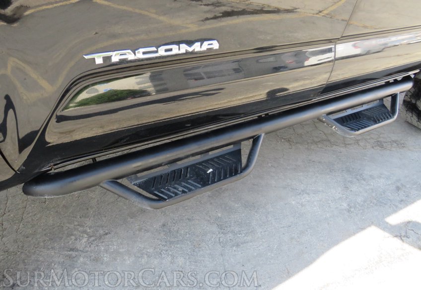 2020 Toyota Tacoma 4WD - Image 23