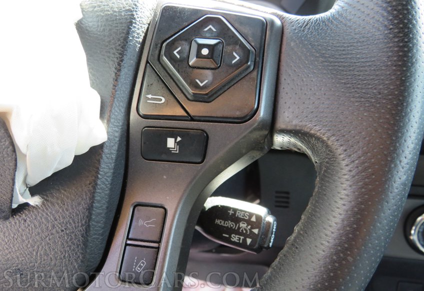 2020 Toyota Tacoma 4WD - Image 34