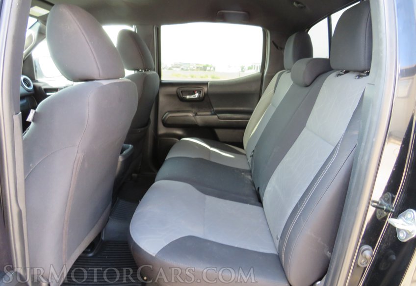 2020 Toyota Tacoma 4WD - Image 31