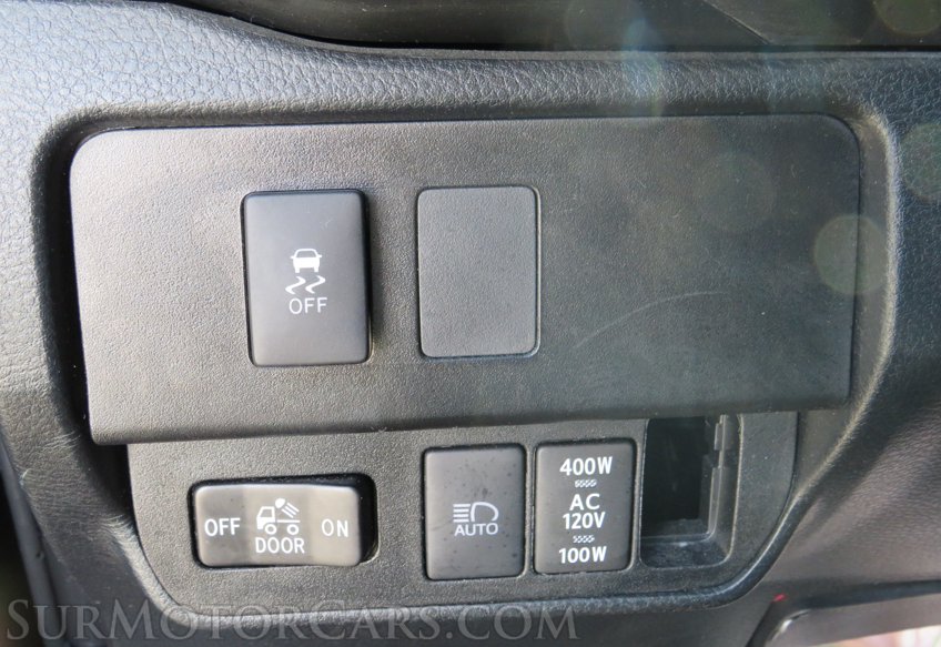 2020 Toyota Tacoma 4WD - Image 42