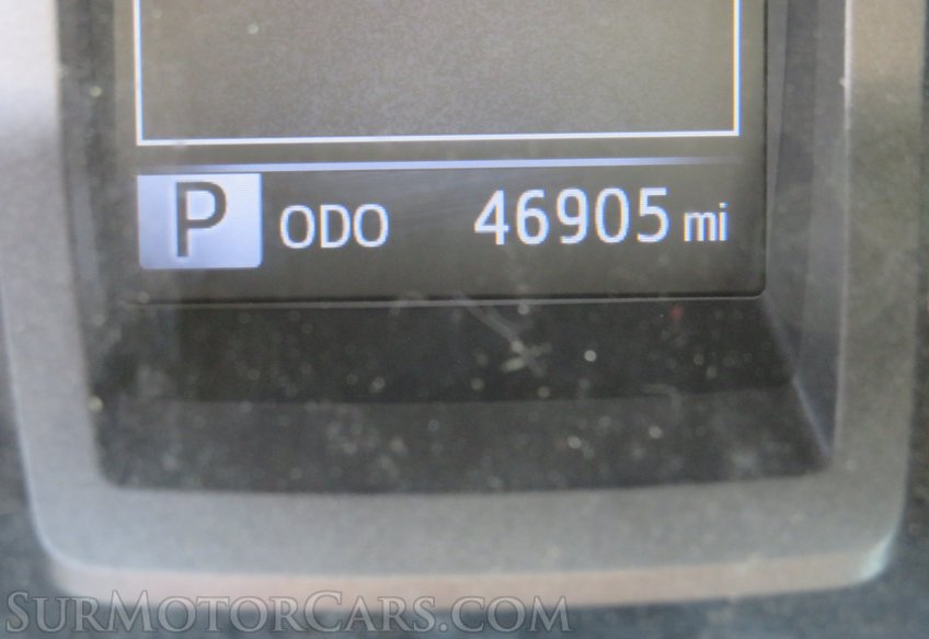 2020 Toyota Tacoma 4WD - Image 35