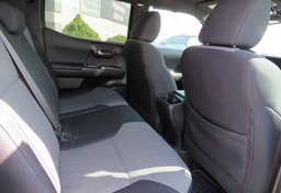 2020 Toyota Tacoma 4WD - Image 28