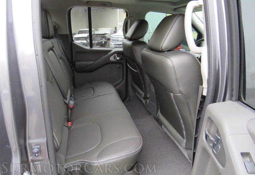 2020 Nissan Frontier - Image 32