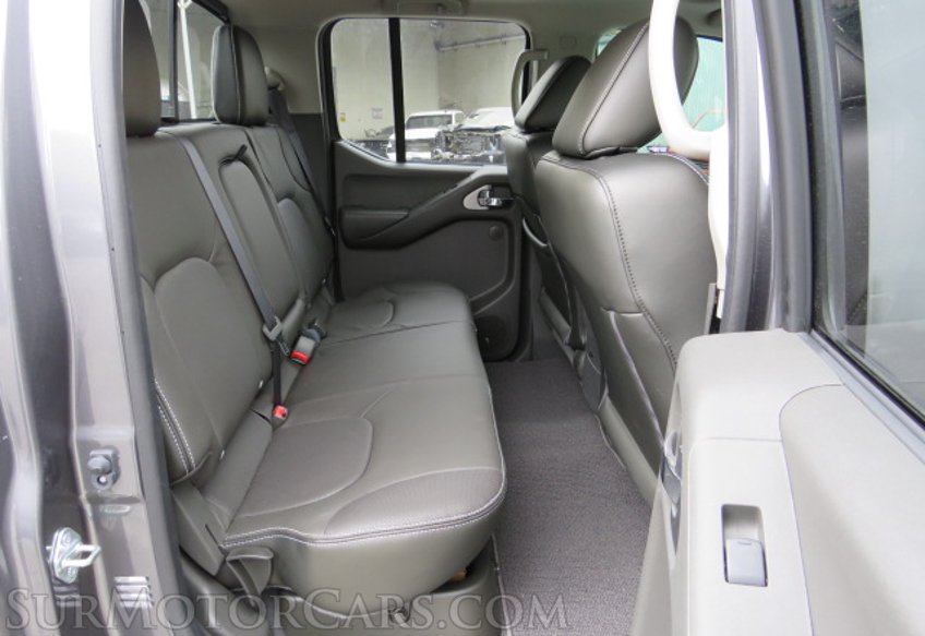 2020 Nissan Frontier - Image 30