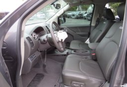 2020 Nissan Frontier - Image 27