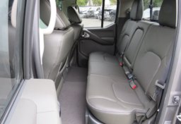 2020 Nissan Frontier - Image 29