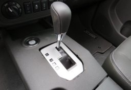 2020 Nissan Frontier - Image 47