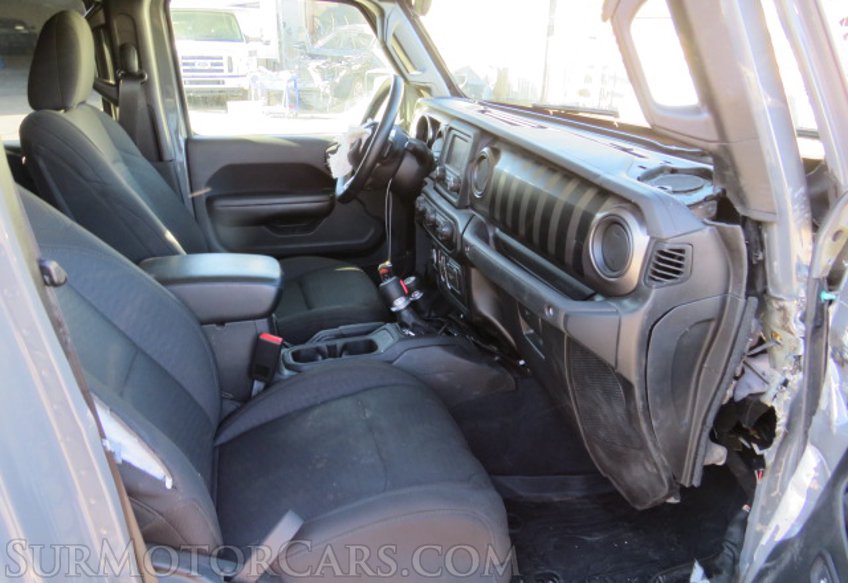 2020 Jeep Gladiator - Image 27