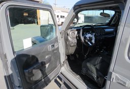 2020 Jeep Gladiator - Image 22