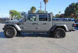 2020 Jeep Gladiator - Image 5