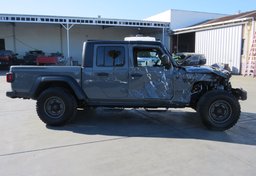 2020 Jeep Gladiator - Image 6