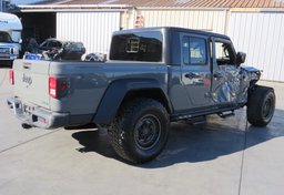 2020 Jeep Gladiator - Image 8
