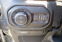 2020 Jeep Gladiator - Image 40