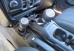 2020 Jeep Gladiator - Image 39