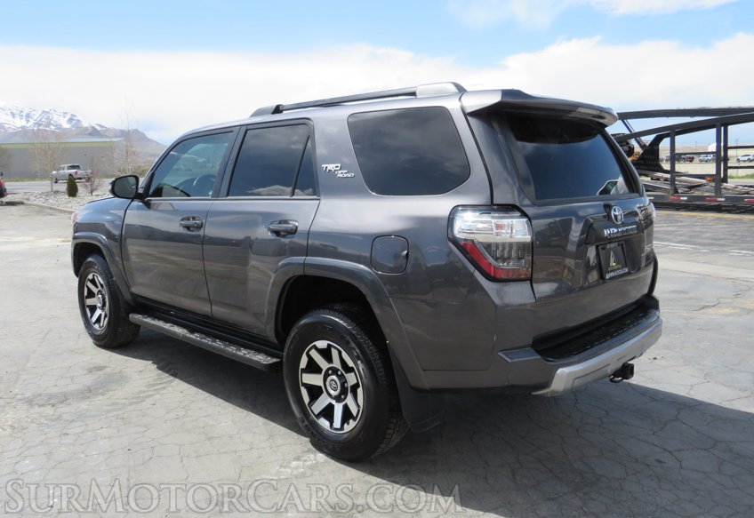 2019 Toyota 4Runner - Image 5