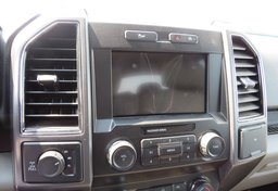 2020 Ford F-150 - Image 33