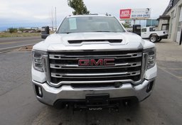 2022 GMC Sierra 2500HD - Image 10