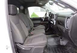 2022 GMC Sierra 2500HD - Image 39