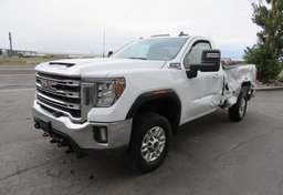 2022 GMC Sierra 2500HD - Image 2