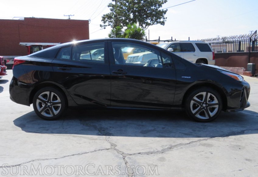 2020 Toyota Prius - Image 11