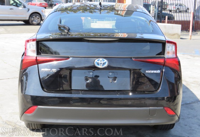 2020 Toyota Prius - Image 10