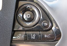 2020 Toyota Prius - Image 33