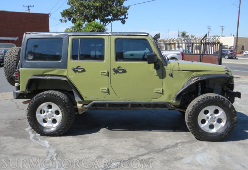 2013 Jeep Wrangler Unlimited - Image 10