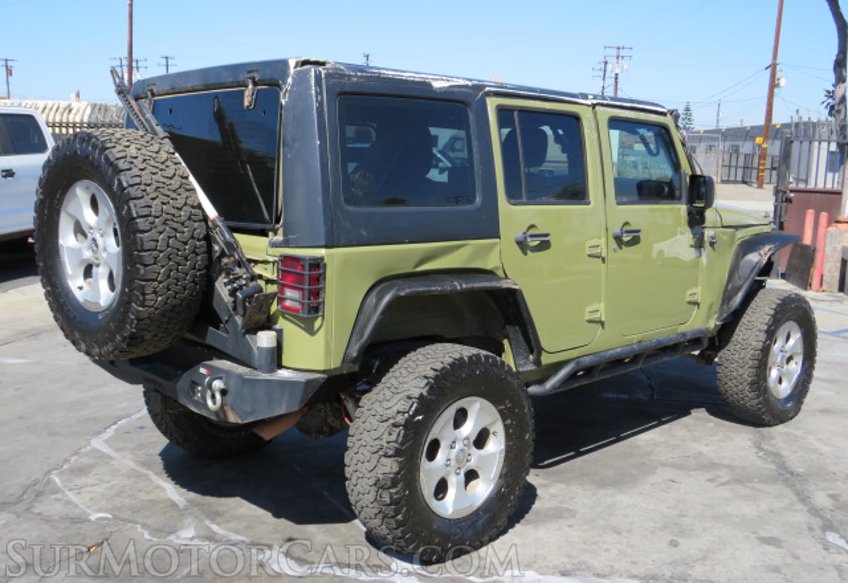 2013 Jeep Wrangler Unlimited - Image 5
