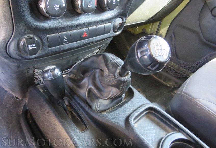 2013 Jeep Wrangler Unlimited - Image 36